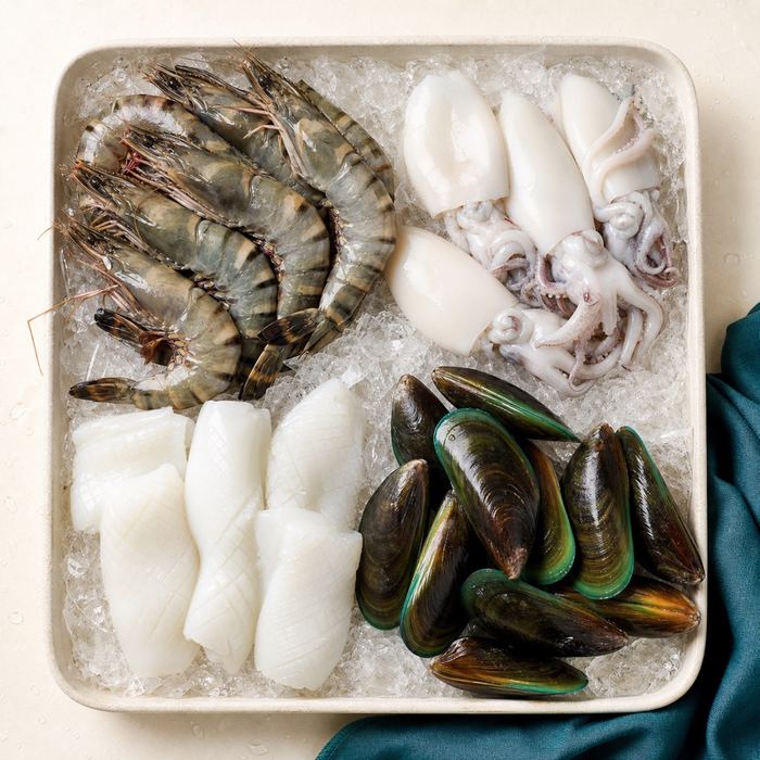 Paket Seafood Spesial: 0,5 kg Udang Sedang + 0,5 kg Cumi Sedang + 0,5 kg Sotong Sedang + 1 kg Kerang Hijau